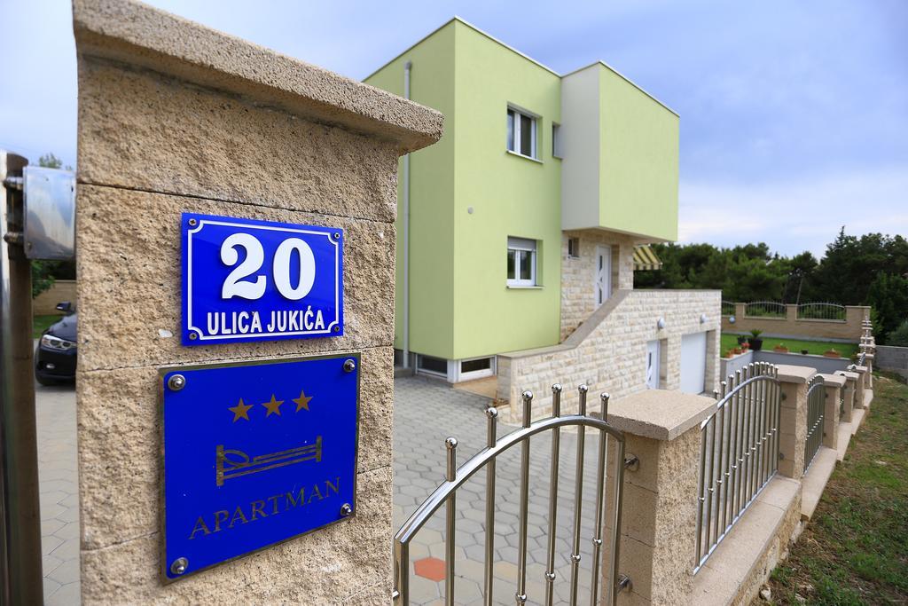 Apartments Loncar Zadar Luaran gambar